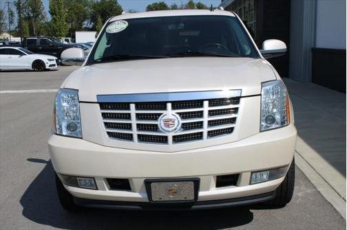 2010 Cadillac Escalade ESV Base