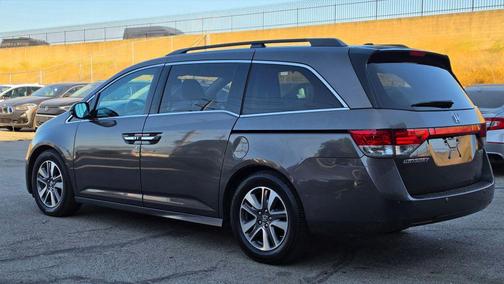 Modern Steel Metallic 2015 Honda Odyssey Touring