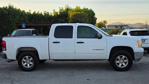 Summit White 2011 GMC Sierra 1500 XFE