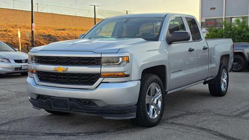 Silver Ice Metallic 2017 Chevrolet Silverado 1500 Custom