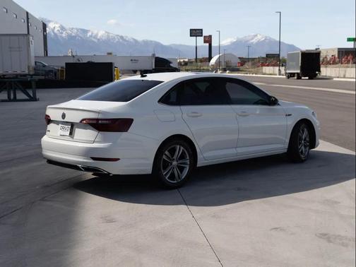 2020 Volkswagen Jetta 1.4T R-Line
