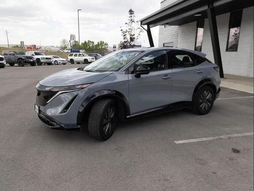 Boulder Gray Pearl 2024 Nissan ARIYA EVOLVE+