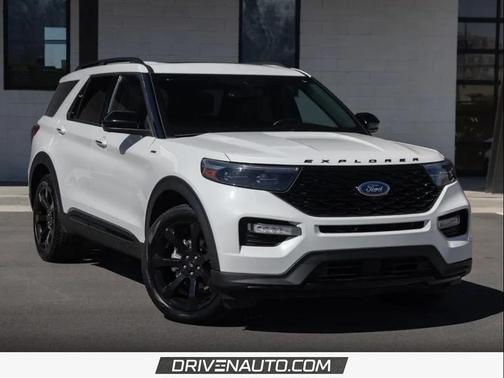 2023 Ford Explorer ST-Line