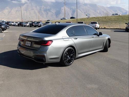 2020 BMW 750 i xDrive