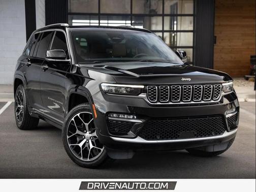 2023 Jeep Grand Cherokee Summit