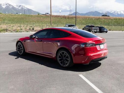 2021 Tesla Model S Long Range