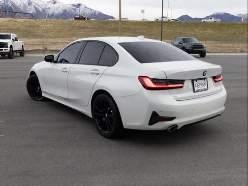 2020 BMW 330 xDrive