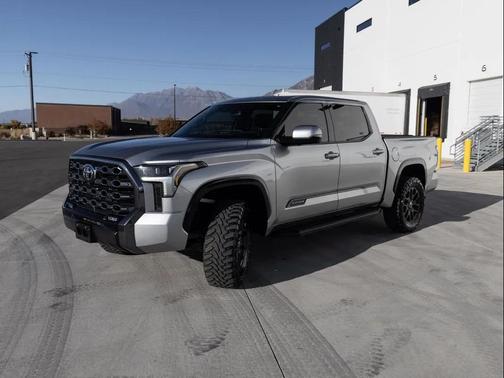 2023 Toyota Tundra Platinum
