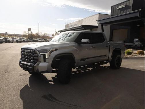 2023 Toyota Tundra Platinum