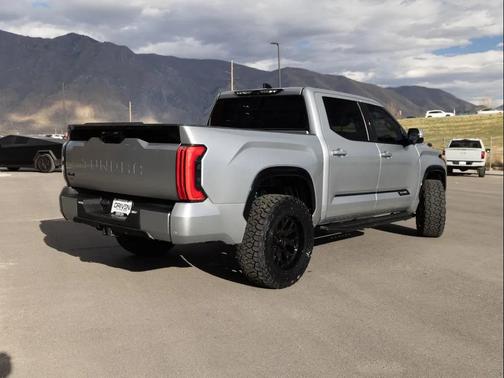 2023 Toyota Tundra Platinum