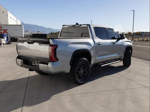 2023 Toyota Tundra Platinum