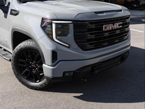 Gray 2024 GMC Sierra 1500 Elevation