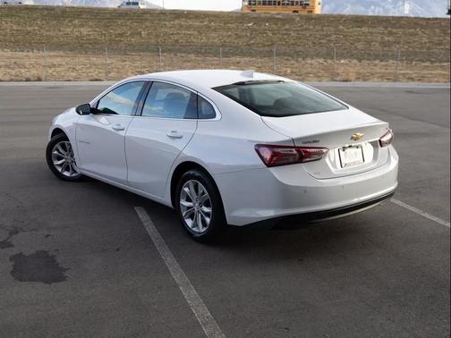 2020 Chevrolet Malibu FWD LT