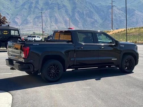 2022 GMC Sierra 1500 Elevation