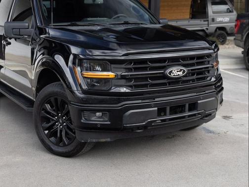 Agate Black Metallic 2024 Ford F-150 XLT