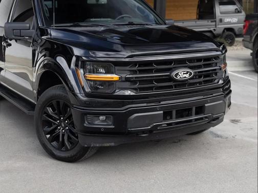 Agate Black Metallic 2024 Ford F-150 XLT