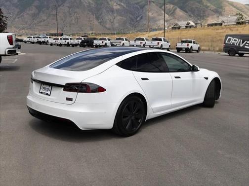 2021 Tesla Model S Plaid