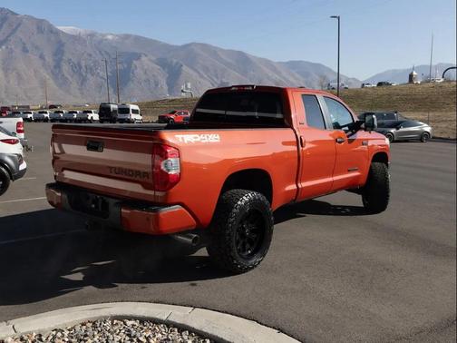 2017 Toyota Tundra SR5