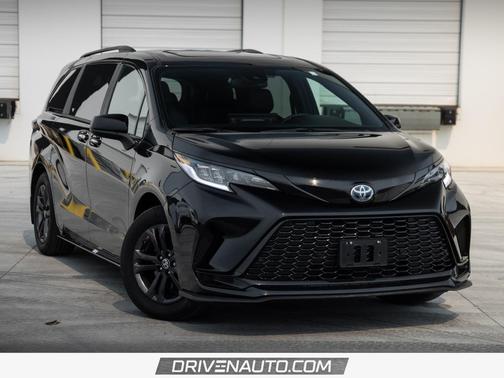 Midnight Black Metallic 2025 Toyota Sienna XSE 7 Passenger