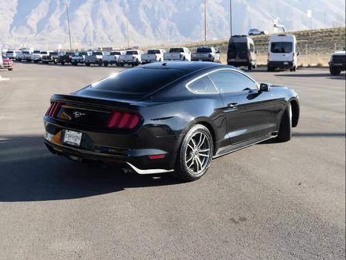 2017 Ford Mustang EcoBoost