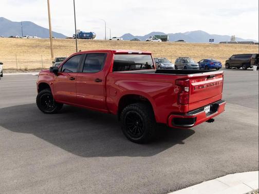 2022 Chevrolet Silverado 1500 Custom