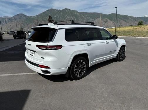 2022 Jeep Grand Cherokee L Overland