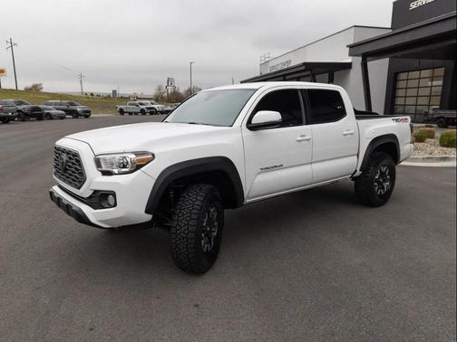 2023 Toyota Tacoma TRD Off Road