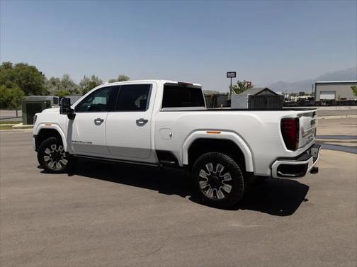 2024 GMC Sierra 3500 Denali