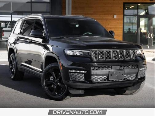 Diamond Black Crystal Pearlcoat 2025 Jeep Grand Cherokee L Limited