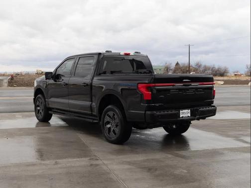 2023 Ford F-150 Lightning LARIAT