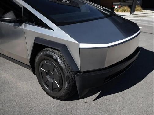 2024 Tesla Cybertruck All-Wheel Drive