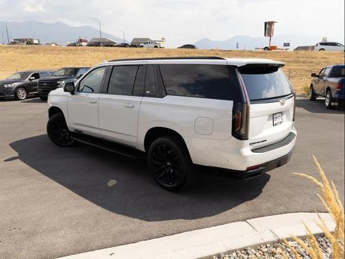 2021 Cadillac Escalade ESV Sport