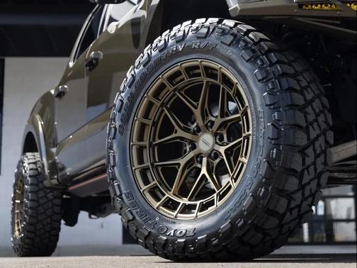 Shelter Green 2024 Ford F-150 Raptor