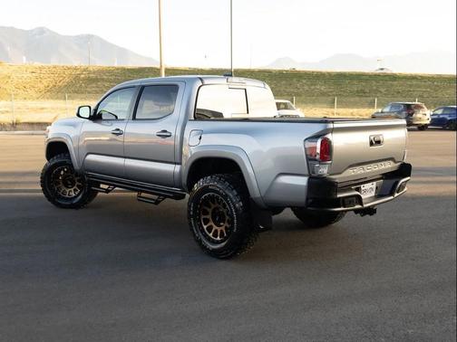 2021 Toyota Tacoma TRD Sport