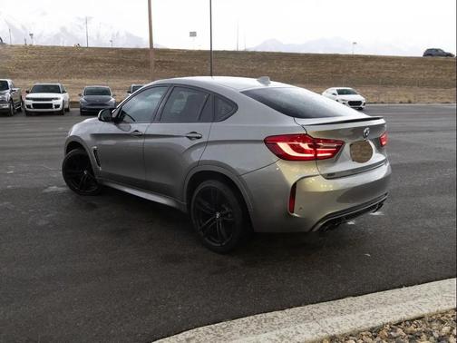 2015 BMW X6 M 