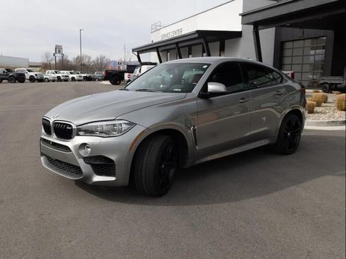 2015 BMW X6 M 