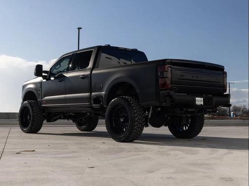 Agate Black Metallic 2025 Ford F-350 Platinum