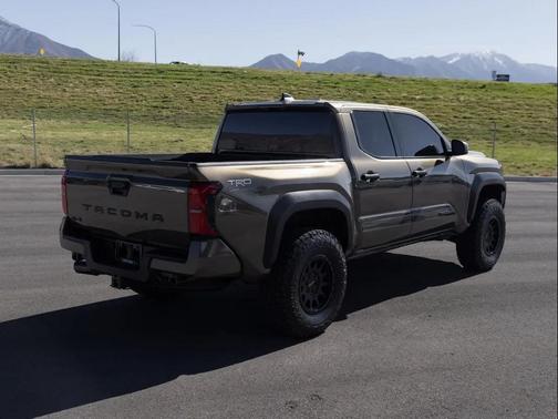 2025 Toyota Tacoma TRD Off Road
