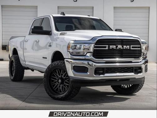 Bright White 2019 RAM 3500 Big Horn
