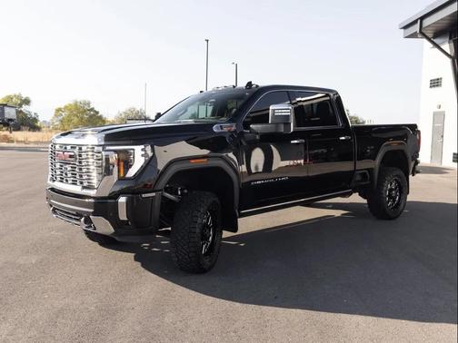 2024 GMC Sierra 3500 Denali