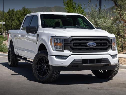 Oxford White 2021 Ford F-150 XLT