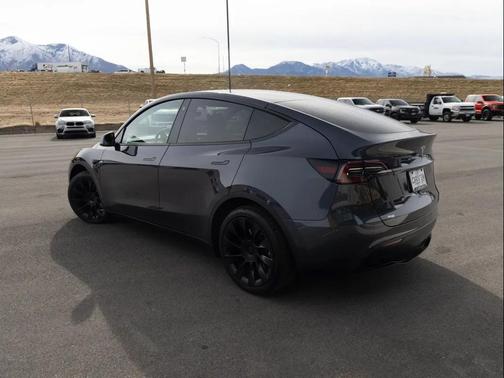2023 Tesla Model Y Long Range Dual Motor All-Wheel Drive