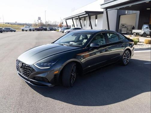 2022 Hyundai SONATA Limited