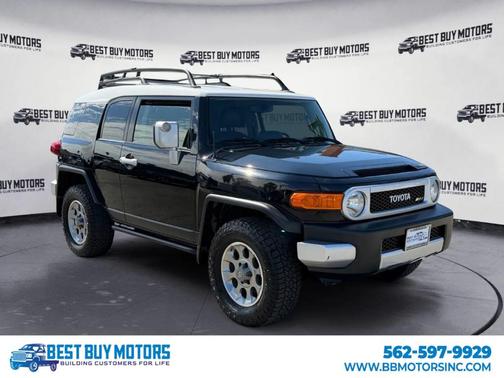 2013 Toyota FJ Cruiser Base