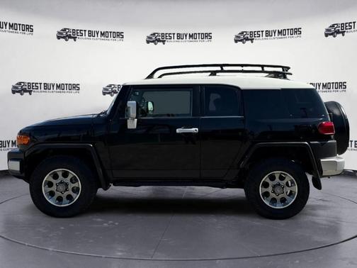 2013 Toyota FJ Cruiser Base