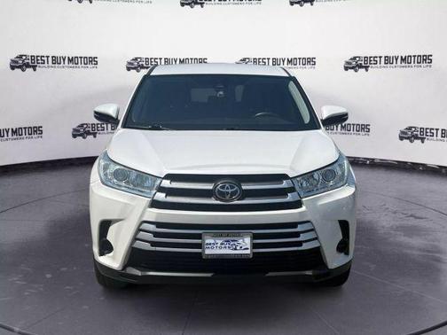 2017 Toyota Highlander LE