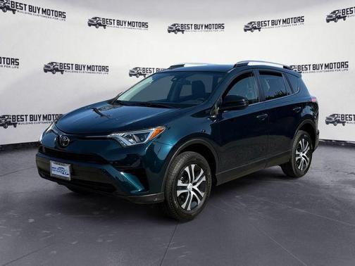 2017 Toyota RAV4 LE
