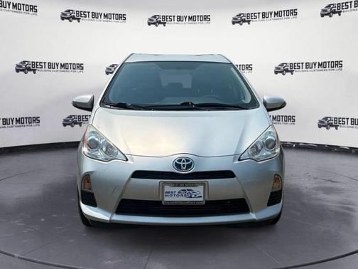 2014 Toyota Prius c Two