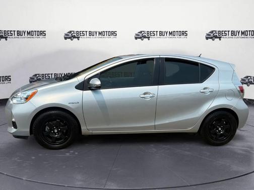 2014 Toyota Prius c Two