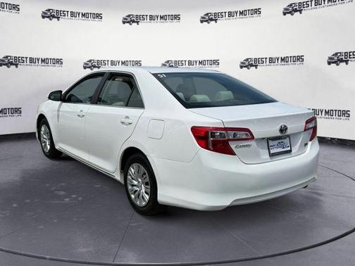 2014 Toyota Camry Hybrid LE
